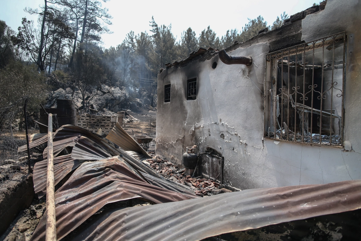 Yangınlar Türkiye'yi etkisi altına aldı 8