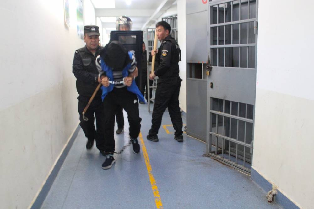 Çin'in Doğu Türkistan'daki cezaevlerinden sızdırılan fotoğrafl 1