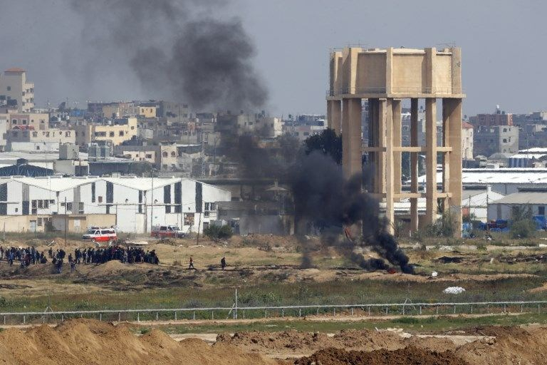 İsrail'e rağmen Gazze sınırında "ateş cuması" eylemi: 2 ö 14