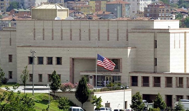 ABD diplomatların ailelerini İstanbul'dan çekiyor