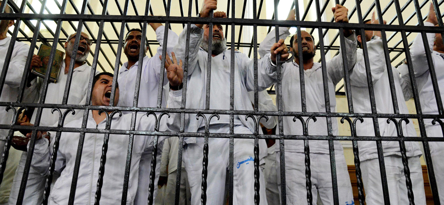 Mısır'da İhvan üyesi 10 kişi daha ölüm cezasına çarptırıldı