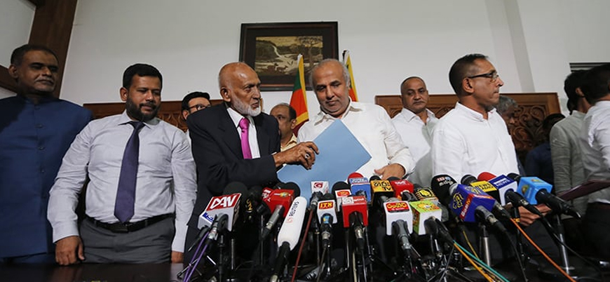 Sri Lanka'da 9 Müslüman bakan toplu şekilde istifa etti
