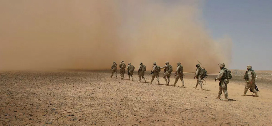 ABD askerleri ani bir kararla Irak'ın batısındaki Anbar'dan çekildi