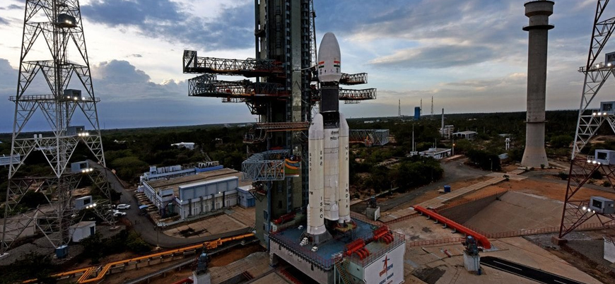 Hindistan Ay'da su arayacak Chandrayaan-2 adlı uzay aracını fırlattı