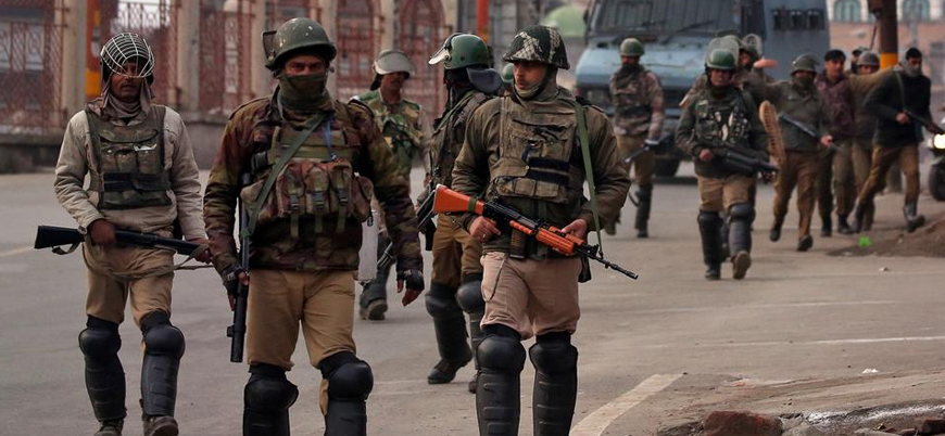 Pakistan ordusu: Hindistan Keşmir'de misket bombası kullanıyor
