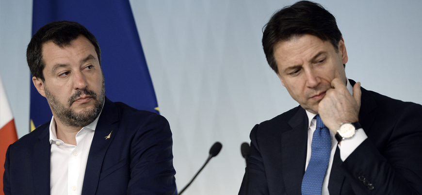 İtalya'da hükümet krizi büyüyor