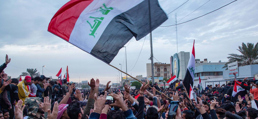 ​Irak'ta ABD ve İran karşıtı protestolar sürüyor