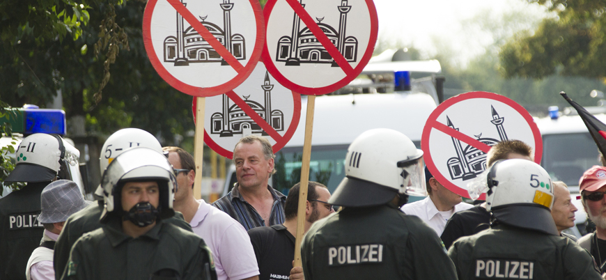 Almanya'da her iki günde bir İslam karşıtı nefret suçu işlendi