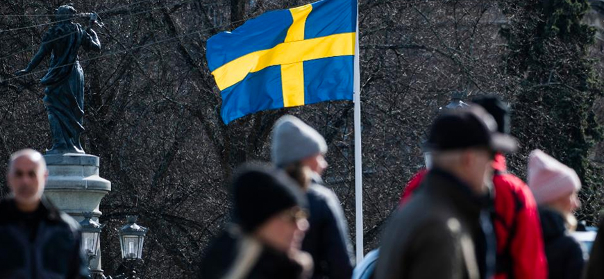 İsveç'in koronavirüse karşı 'önlem almama' stratejisi başarısız mı oldu?
