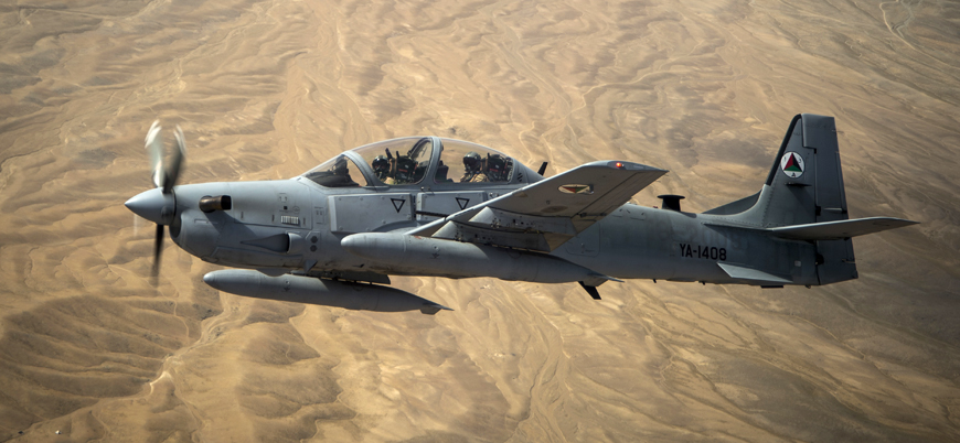 Afganistan'da düşen hükümet güçlerine ait uçağın pilotu ABD askeri çıktı