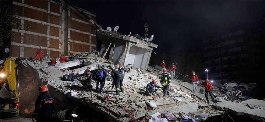 İzmir'deki depremde 24 can kaybı, 804 yaralı