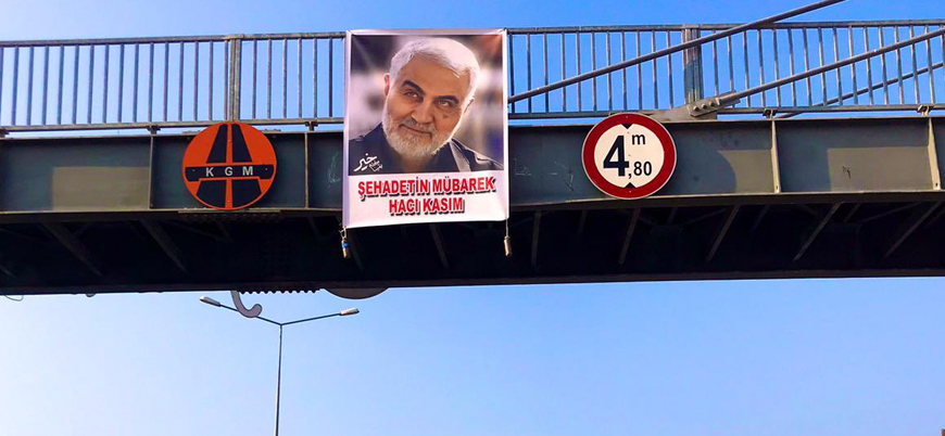 İran destekçileri Iğdır'da Kasım Süleymani posteri astı