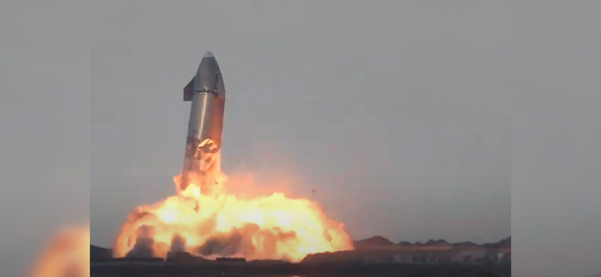 SpaceX'in Mars için ürettiği Starship SN10 inişten sonra patlatı