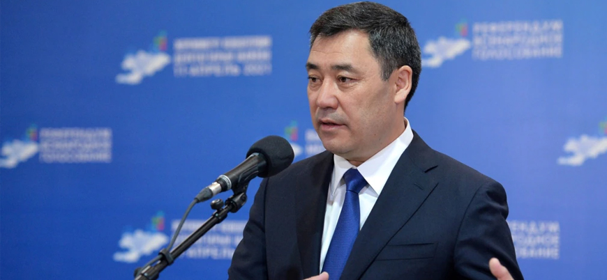 Kırgızistan'da halk, cumhurbaşkanının yetkilerinin artırılmasına 'evet' dedi