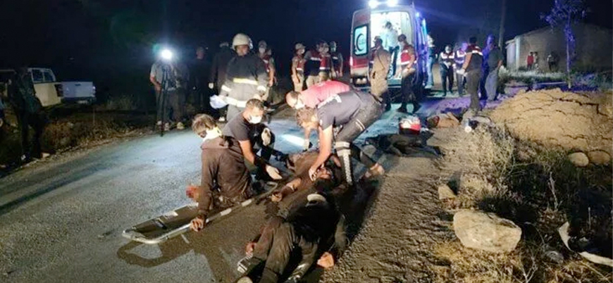 Van'da sığınmacıları taşıyan araç kaza yaptı: 12 ölü 20 yaralı