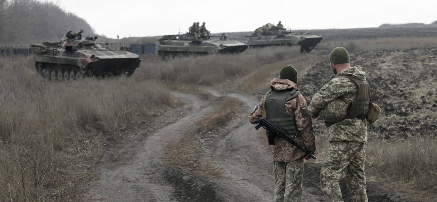 Donbass'ta Ukrayna askerlerine yönelik saldırılar sürüyor
