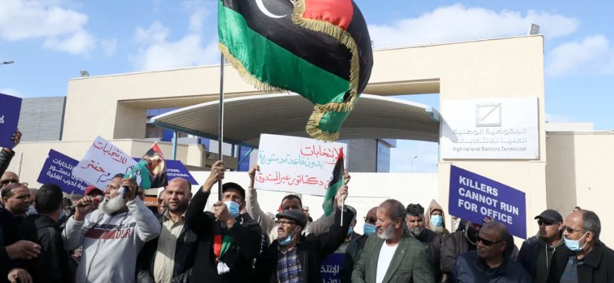 Seçimlerin belirsizleştiği Libya yeniden savaşa mı gidiyor?
