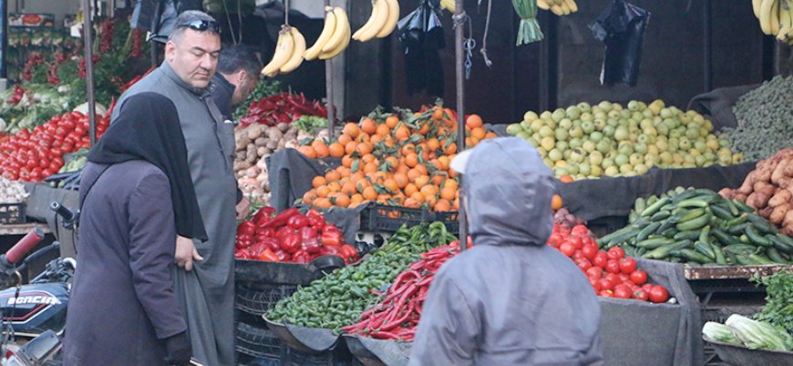 Suriye'nin kuzeyinde muhalifler halk pazarı açtı