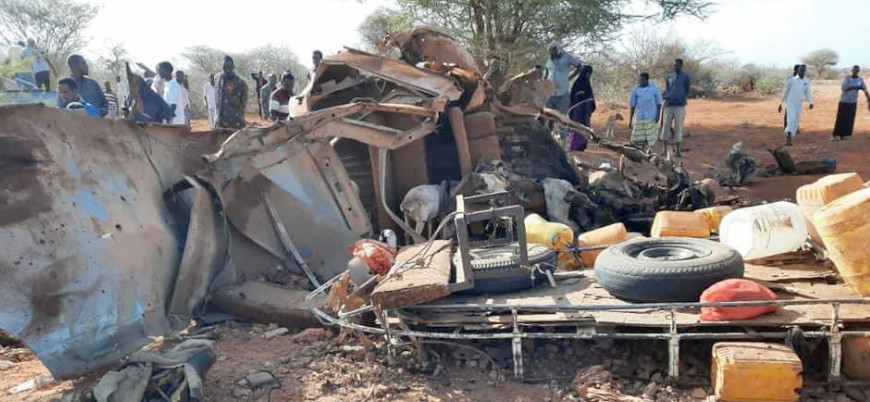 Kenya'da yolcu otobüsü mayına çarptı: 13 ölü