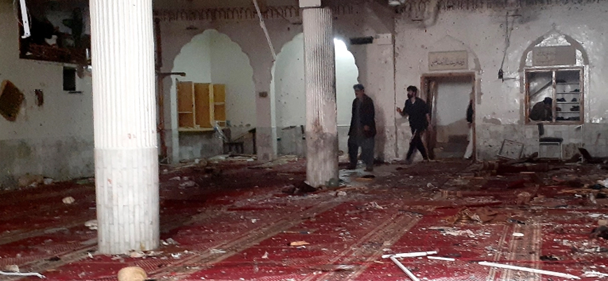Pakistan'da Şii camisine yönelik saldırıyı IŞİD üstlendi
