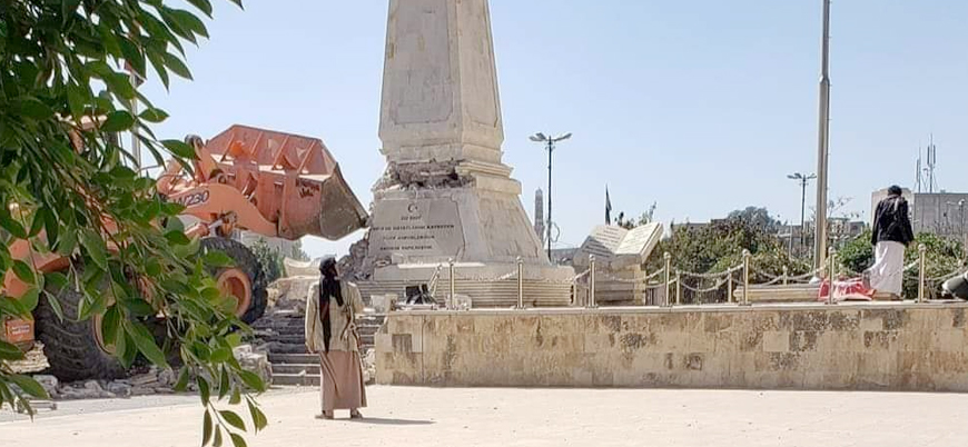 Yemen: İran destekli Husiler 'Türk Şehitliği'nde bulunan anıtı yıktı
