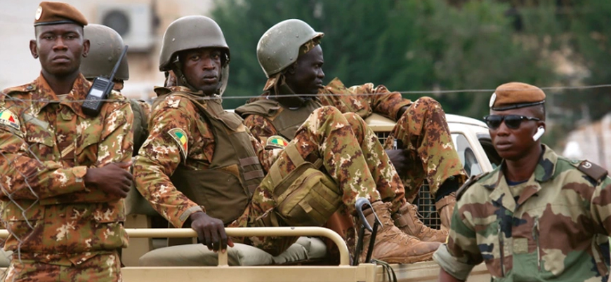 Mali'de ordu güçlerine saldırı: 8 ölü