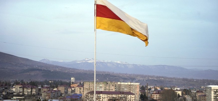 Güney Osetya Rusya'ya katılmaya hazırlanıyor