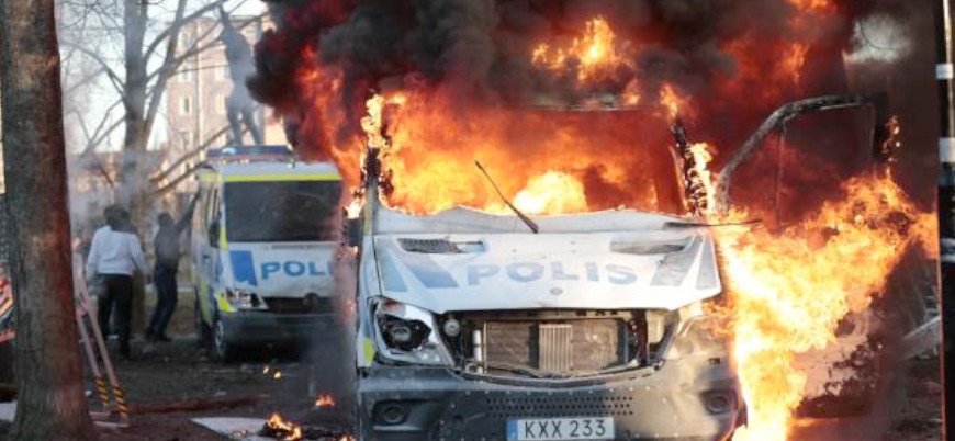 İsveç'te yakılan Kuran-ı Kerim Müslümanları sokağa döktü