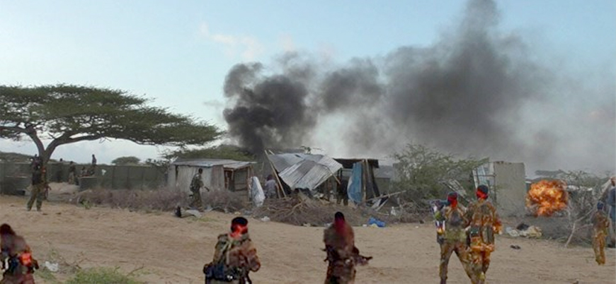 Eş Şebab Somali'de askeri güçlere saldırdı: 27 ölü