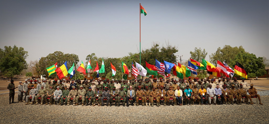 ECOWAS Gine Bissau'ya asker gönderiyor