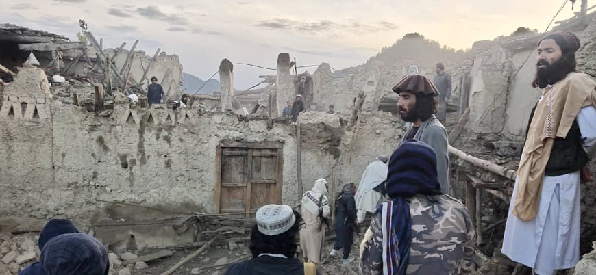 Afganistan'da deprem: En az 1000 kişi hayatını kaybetti, 1500 yaralı var