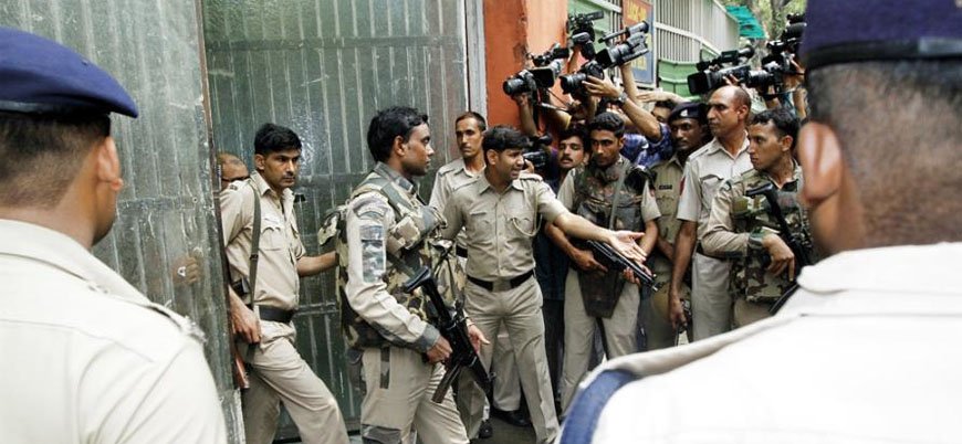 Müslüman gazeteciler Hindistan polisinin hedefinde