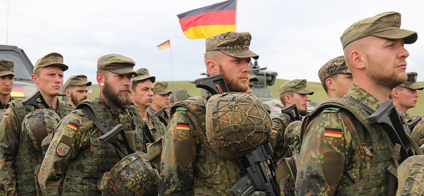 Almanya 10 yıl sonra Bosna Hersek'e asker gönderiyor