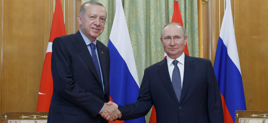 Erdoğan ve Putin Soçi'de bir araya geldi