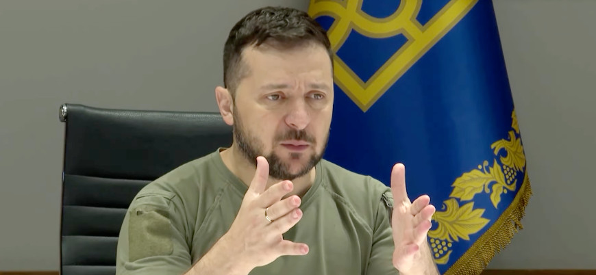 Ukrayna lideri Zelenskiy'e yakın milyardere 'yolsuzluk' gözaltısı