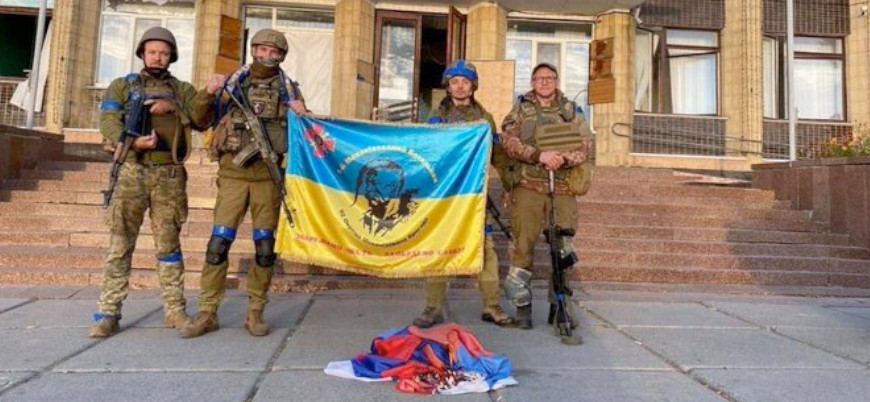 Ukrayna güçleri Izyum kentini Rus ordusundan geri aldı