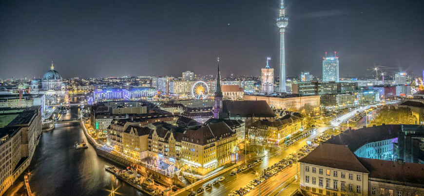 Enerji krizi: Almanya için parıltılı gecelerin sonu mu geldi?