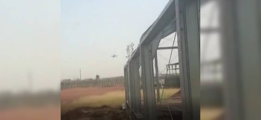 Mali'de Rus savaş uçağının düşme anı kameralara yansıdı