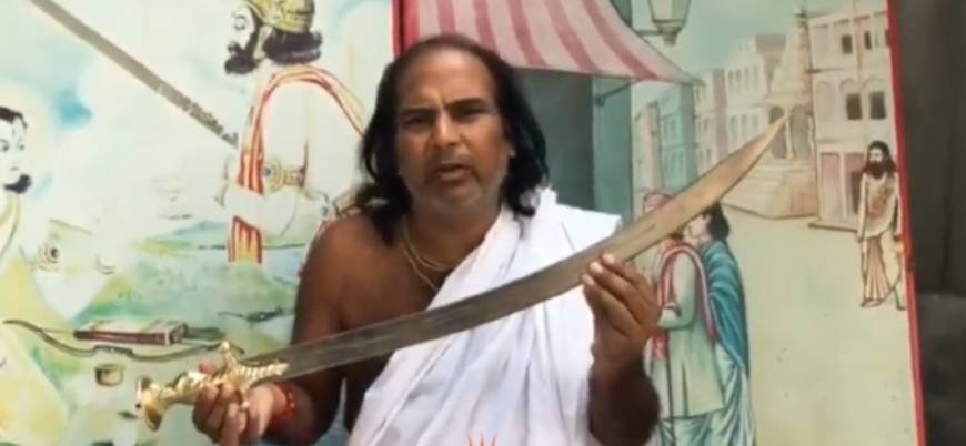 Radikal Hindu liderden Müslümanlara karşı silahlanma çağrısı