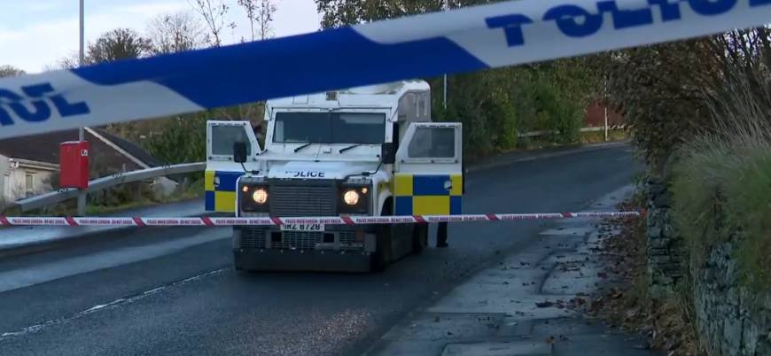 Kuzey İrlanda'da polise bombalı saldırı