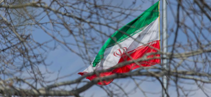 İran'da bir protestocu idam edildi