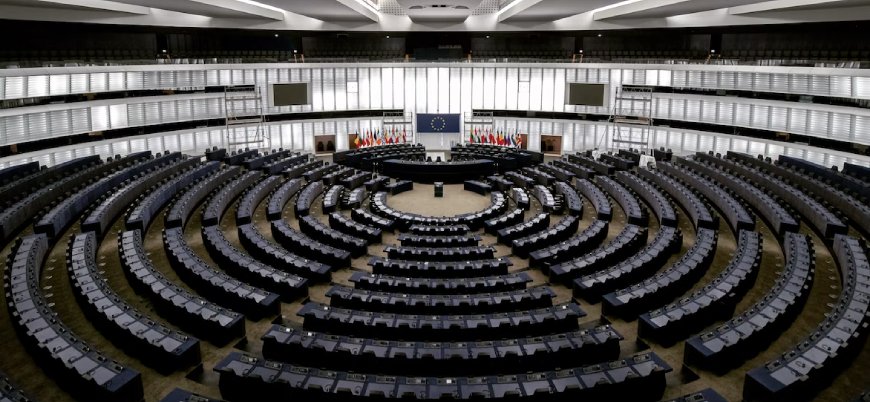 Avrupa Parlamentosu'ndaki rüşvet skandalı devam ediyor