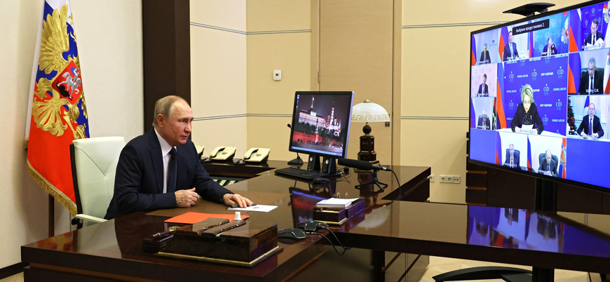 Putin Güvenlik Konseyi'ni topladı