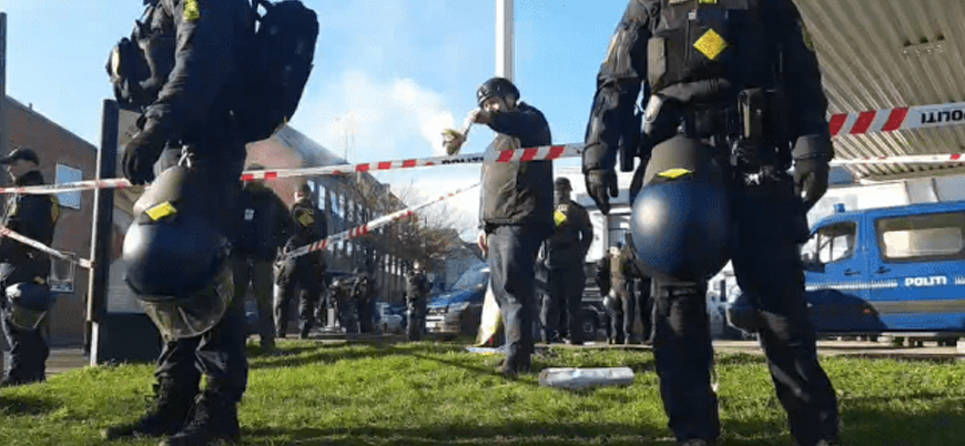 İslam düşmanı saldırgan bu kez de Danimarka'da Kur'an yaktı