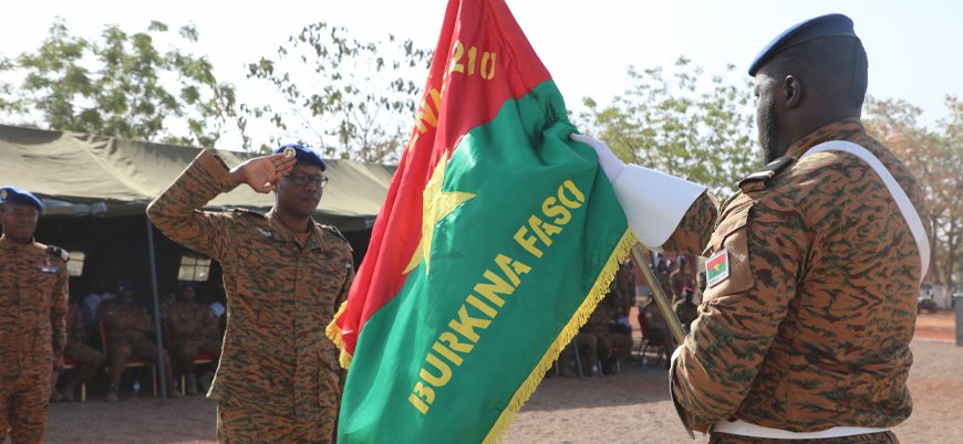Burkina Faso cuntası orduyu genişletme arayışında