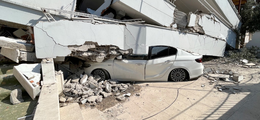 Depremde yıkılan binalarla ilgili 269 kişi tutuklandı