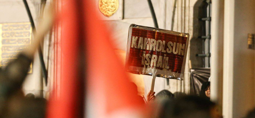 İsrail'in Mescid-i Aksa saldırıları İstanbul'da protesto edildi