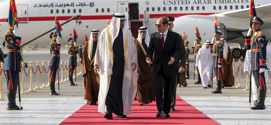 BAE lideri Al Nahyan Mısır'da Sisi'yle görüştü
