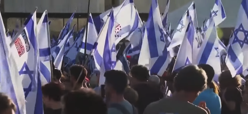 Yargı reformu oylamasının ardından İsrailliler yeniden sokaklara döküldü