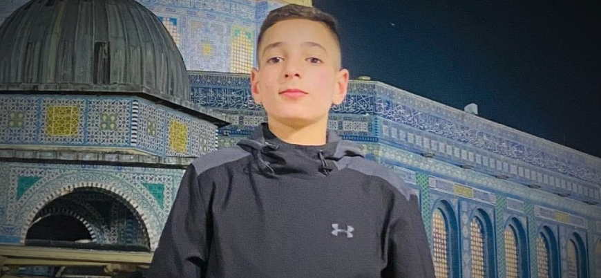 İsrail askerleri 14 yaşındaki Filistinli çocuğu başından vurarak katletti